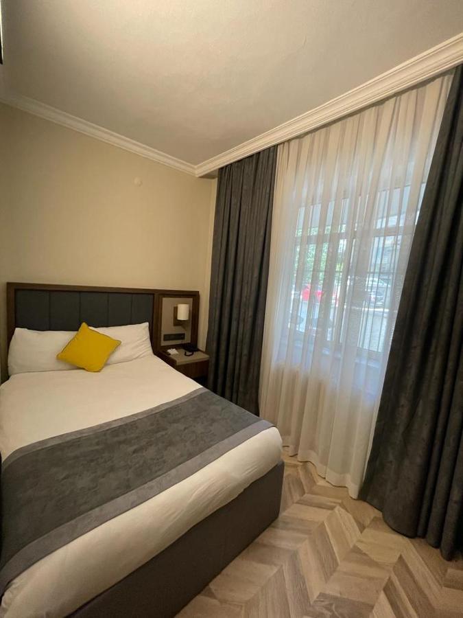 Uk Ankara Hotel Exterior photo