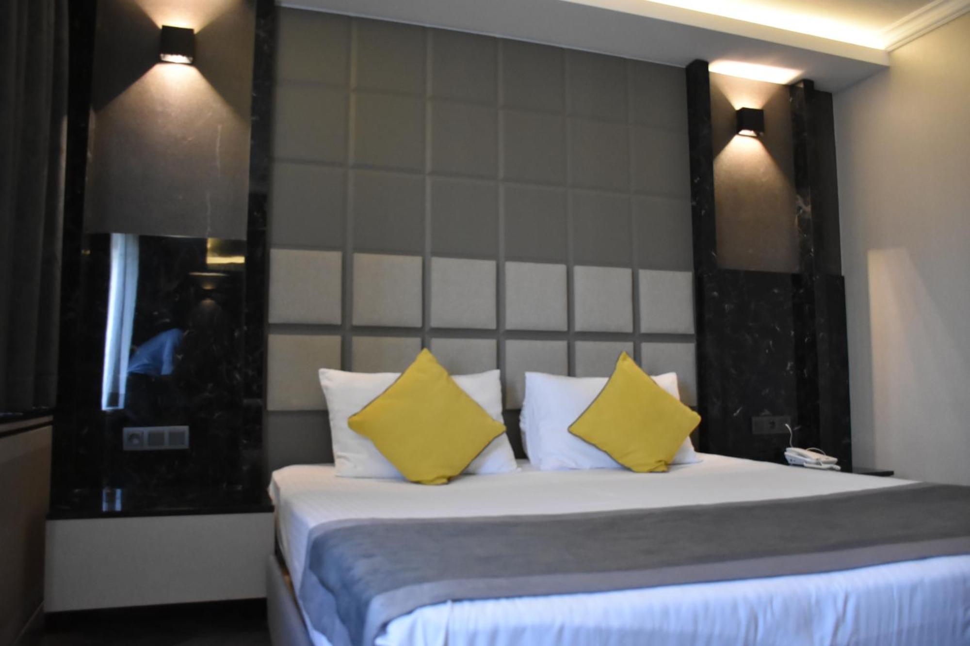 Uk Ankara Hotel Exterior photo