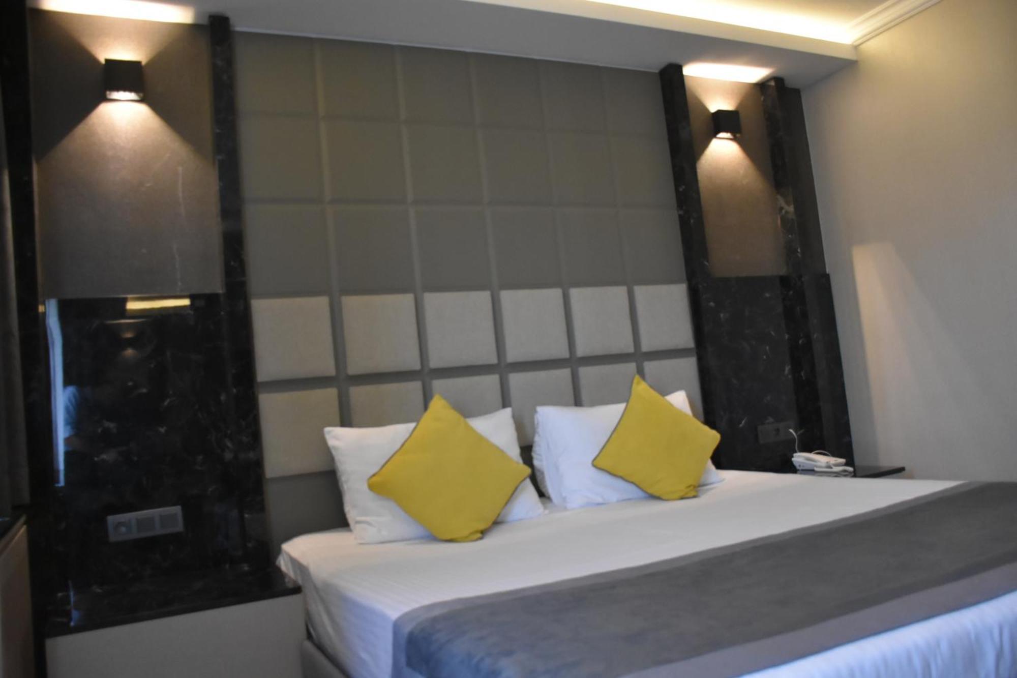 Uk Ankara Hotel Exterior photo